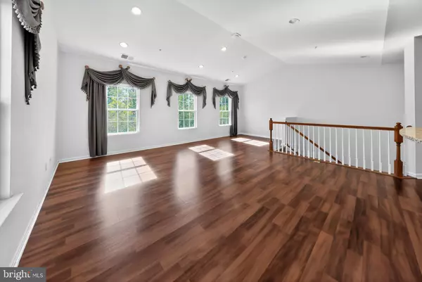 Glen Mills, PA 19342,36 EAGLE LN #18