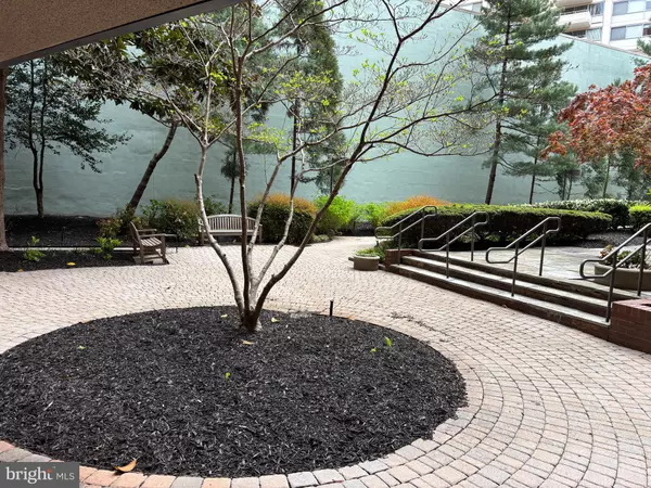 Chevy Chase, MD 20815,4550 NORTH PARK AVE #603