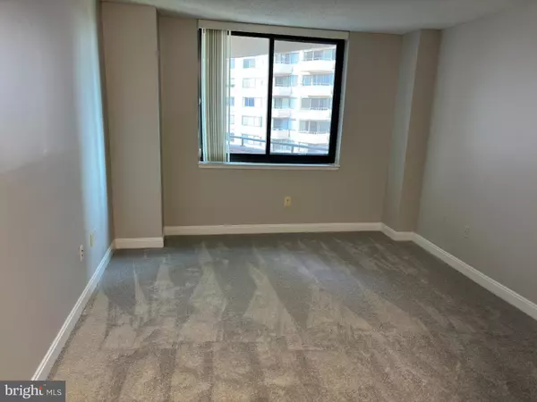 Chevy Chase, MD 20815,4550 NORTH PARK AVE #603