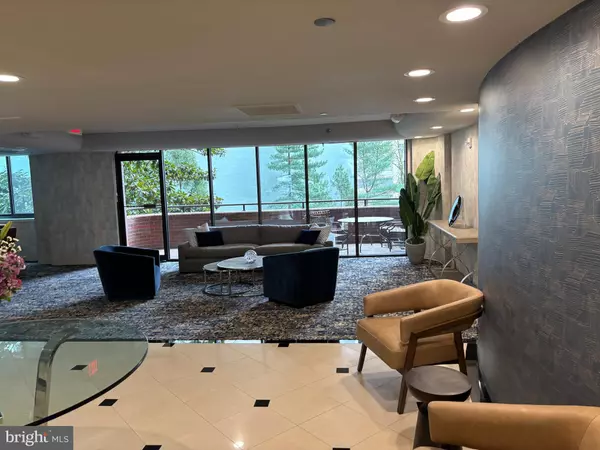 Chevy Chase, MD 20815,4550 NORTH PARK AVE #603