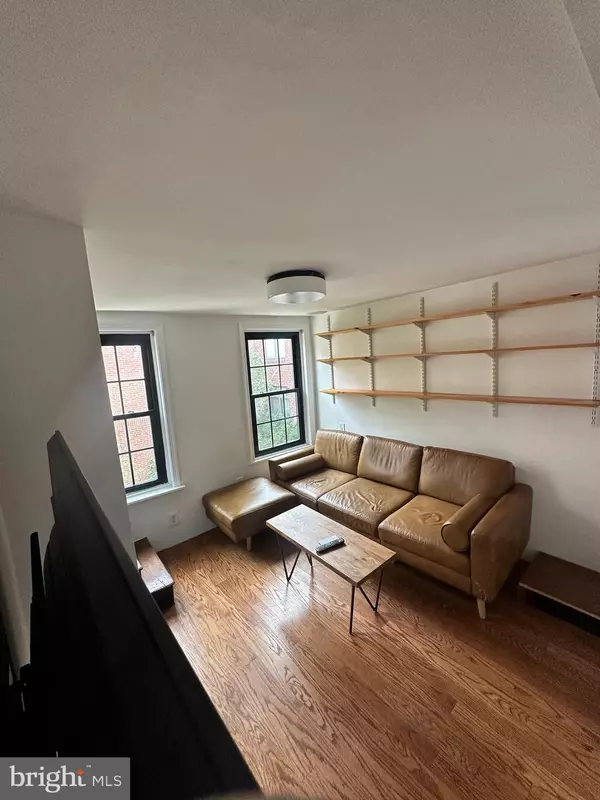 Philadelphia, PA 19147,410 S ALDER ST