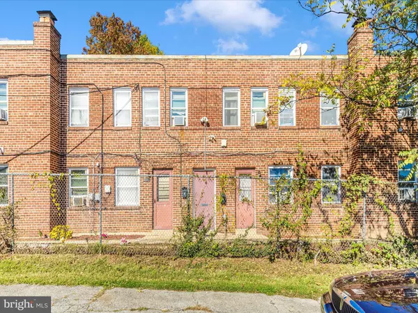 Washington, DC 20019,825 48TH PL NE