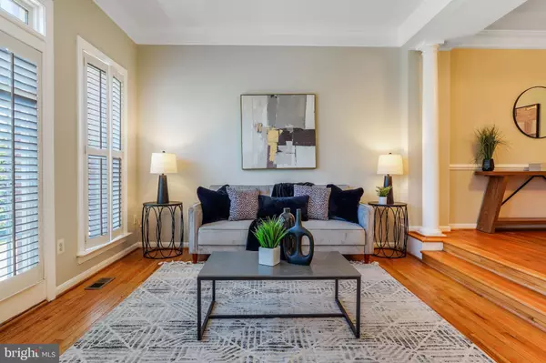 Vienna, VA 22180,8147 QUINN TER