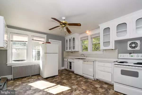 Mount Holly, NJ 08060,214 RUTLAND AVE #2