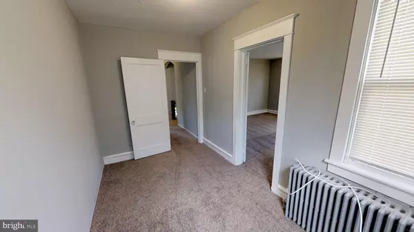 Mount Holly, NJ 08060,214 RUTLAND AVE #2