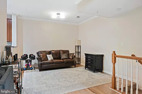 Ashburn, VA 20147,20385 BELMONT PARK TER #103