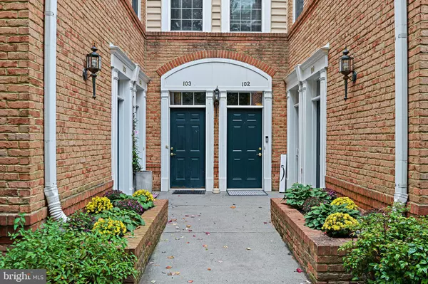 Ashburn, VA 20147,20385 BELMONT PARK TER #103