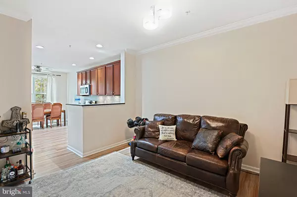 Ashburn, VA 20147,20385 BELMONT PARK TER #103