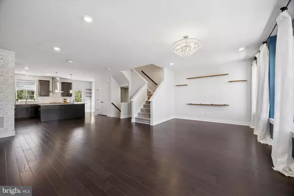 Exton, PA 19341,138 LIVINGSTON LN