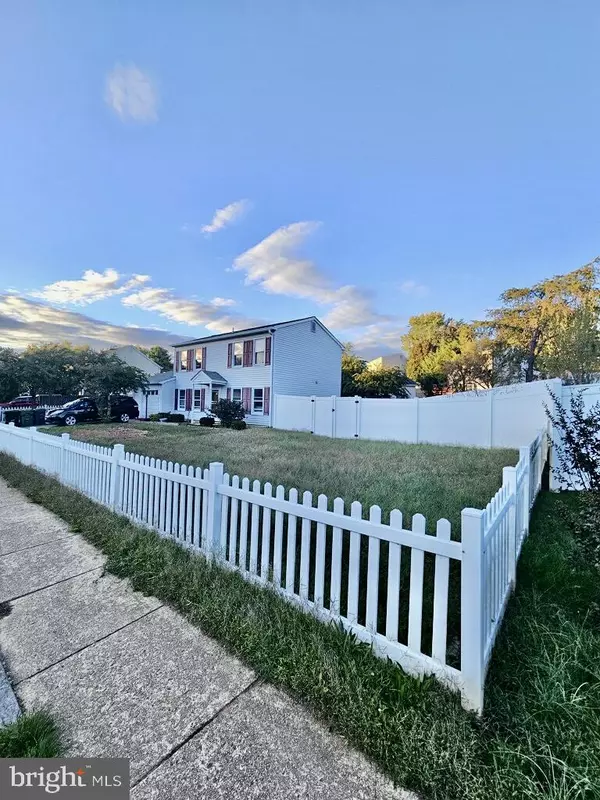 Woodbridge, VA 22193,5611 ROUNDTREE DR