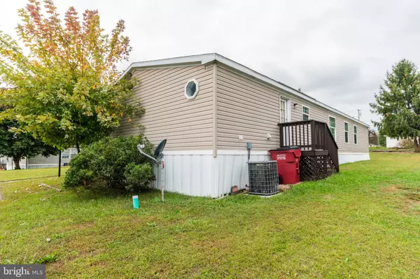 Martinsburg, WV 25401,756 ROYAL CREST DRIVE