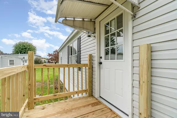 Annville, PA 17003,526 PALM CITY PARK