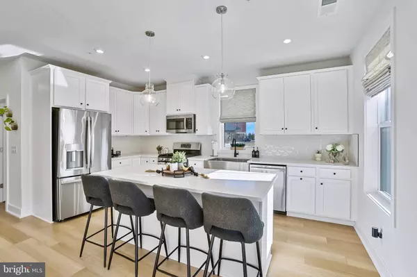 Ashburn, VA 20147,42662 DARALA DR