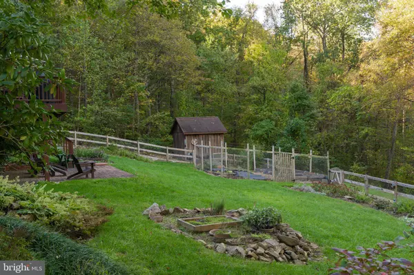 Linden, VA 22642,3650 CHERRY HILL RD