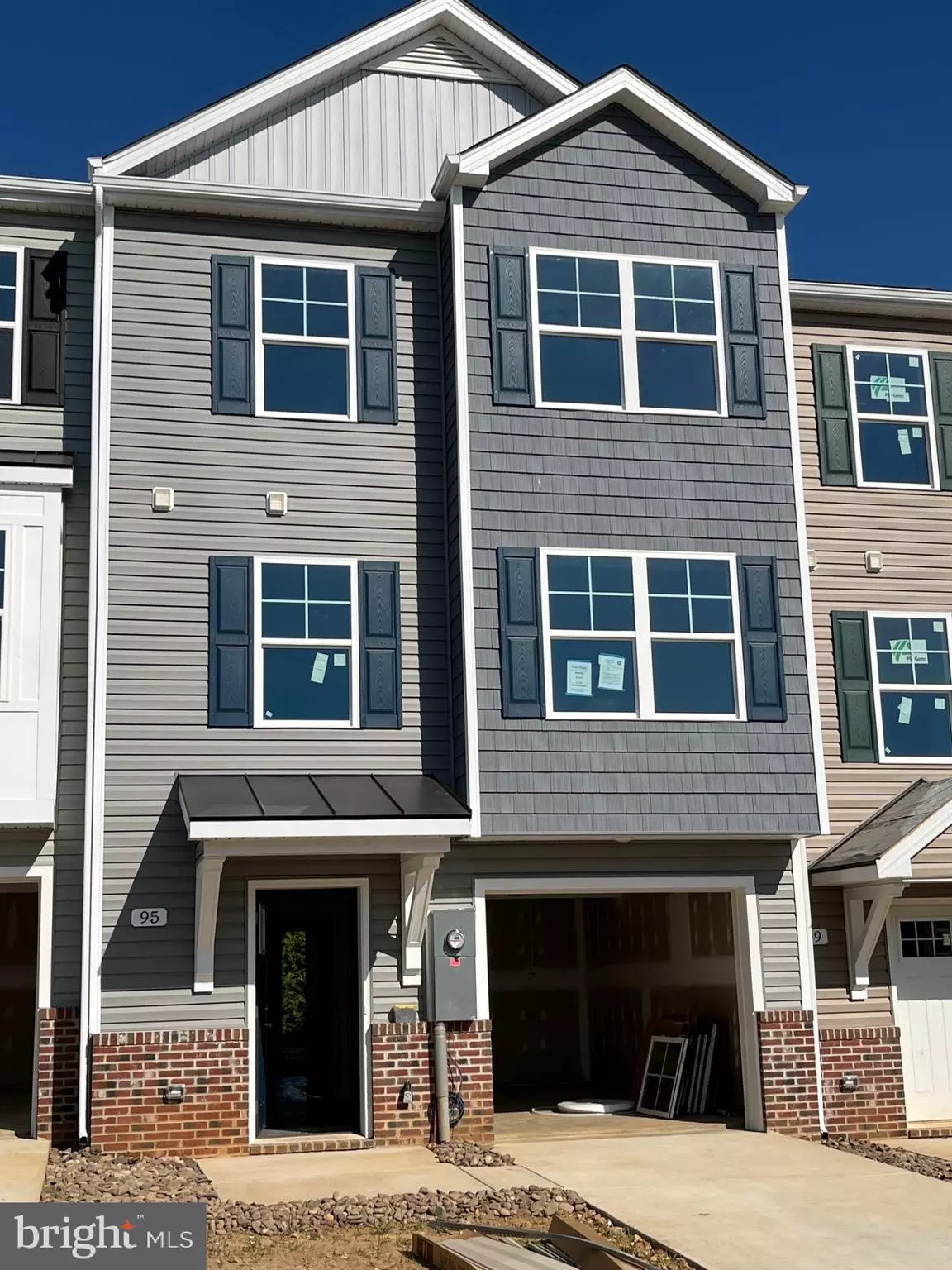 Martinsburg, WV 25403,139 OLGA DR