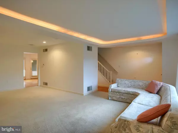 Harrisburg, PA 17110,3877 N SARAYO CIR