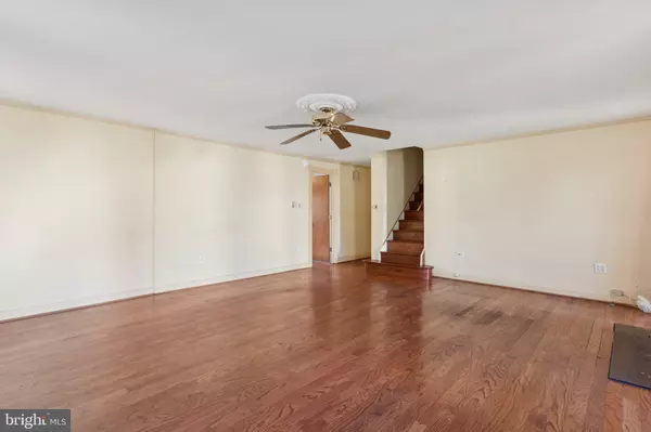 Edgewater, MD 21037,3718 4TH AVE