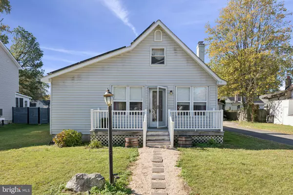 3718 4TH AVE, Edgewater, MD 21037