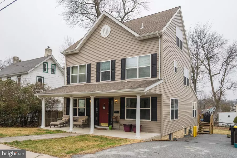 994 UPPER GULPH RD, Wayne, PA 19087