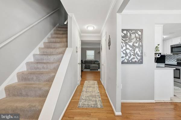 Woodbridge, VA 22192,1952 MARINER LN