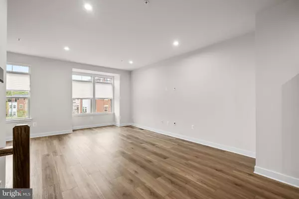 Hyattsville, MD 20782,2815 BATTERSEA LAKE LOOP