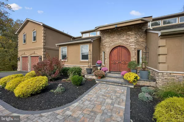 Sewell, NJ 08080,18 LANSBROOK CT