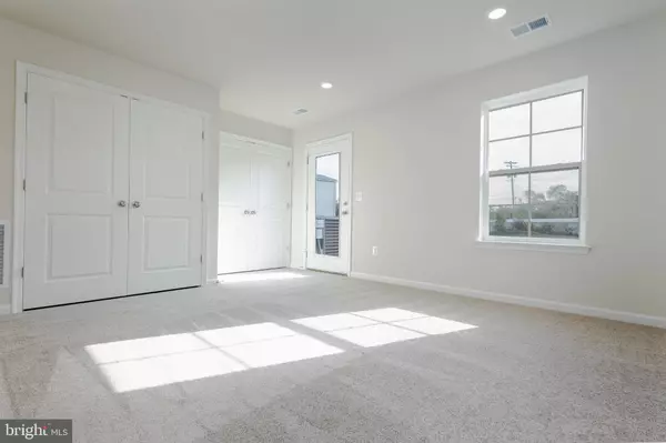 Inwood, WV 25428,184 GRAY SILVER RD