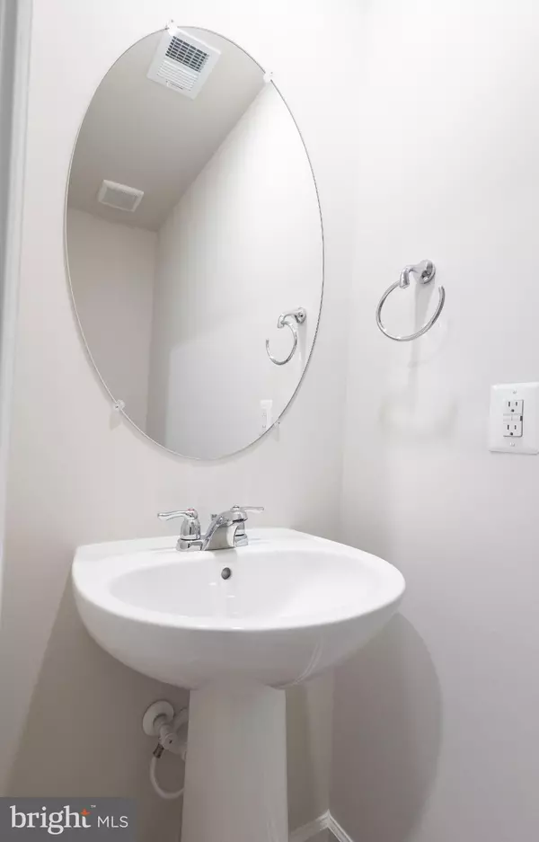 Inwood, WV 25428,184 GRAY SILVER RD