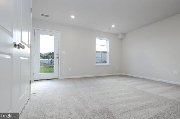 Inwood, WV 25428,184 GRAY SILVER RD