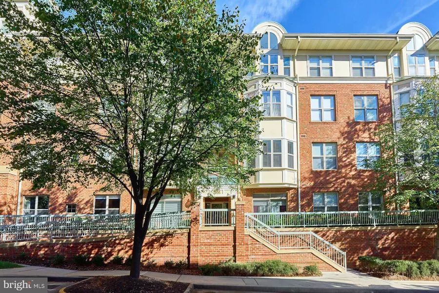 1851 STRATFORD PARK PL #212, Reston, VA 20190