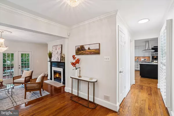 Mclean, VA 22101,7252 EVANS MILL RD