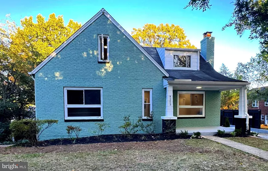 8203 GREENWOOD AVE, Takoma Park, MD 20912