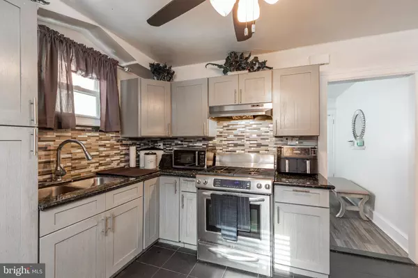 Philadelphia, PA 19120,578 ROSALIE ST #A