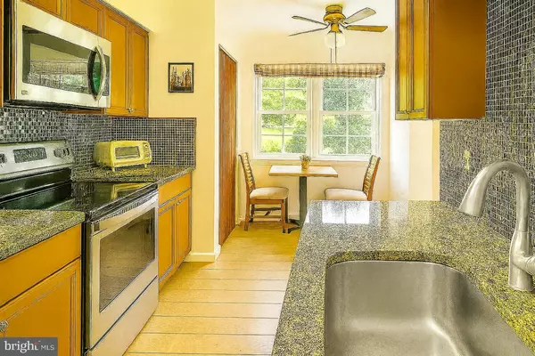 Lanham, MD 20706,6924 WOODSTREAM LN