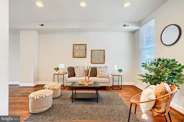 Baltimore, MD 21213,3111 LAWNVIEW AVE