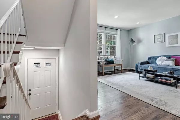 Annandale, VA 22003,3302 WEBLEY CT