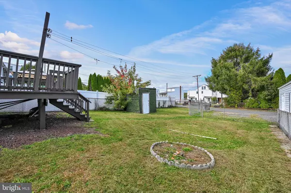 Minersville, PA 17954,424 POTTSVILLE ST