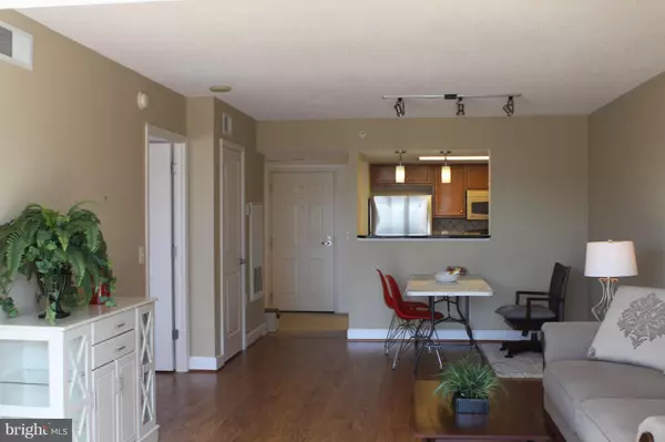 Reston, VA 20190,11800 SUNSET HILLS RD #419