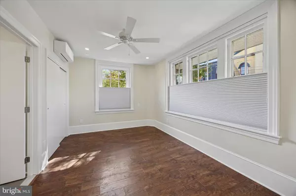 Doylestown, PA 18901,21 S CLINTON ST #1