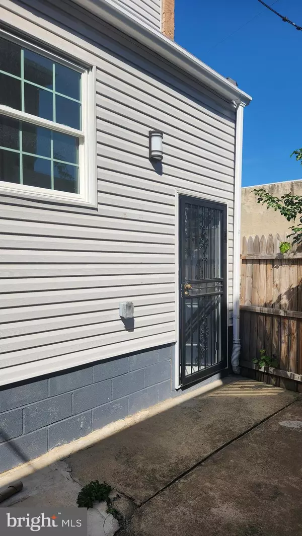 Philadelphia, PA 19124,3739 KENSINGTON AVE