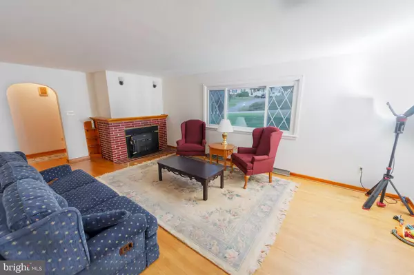 Harrisburg, PA 17111,6150 CHAMBERS HILL RD