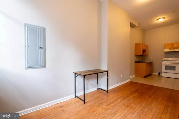 Philadelphia, PA 19121,1415 N 18TH ST #1