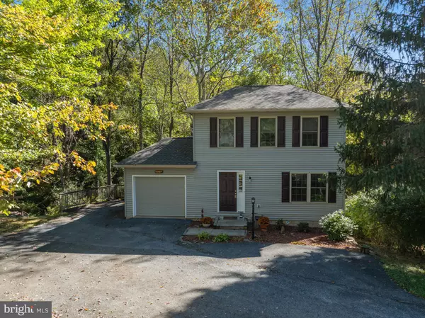 New Market, MD 21774,10407 HEDGEAPPLE CT