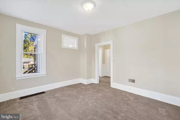 Windsor, PA 17366,126 W MAIN ST