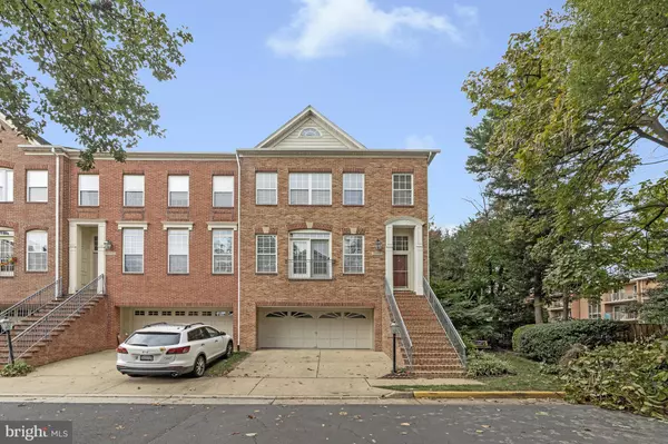 Vienna, VA 22180,2802 SAINT CROIX DR