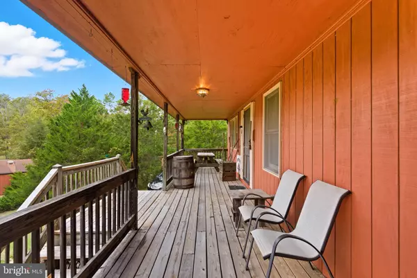 Hedgesville, WV 25427,454 BARKSDALE LN