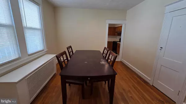 Philadelphia, PA 19120,5725 N LAWRENCE ST