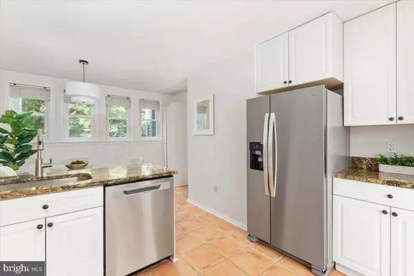 Reston, VA 20191,2086 LAKE AUDUBON CT