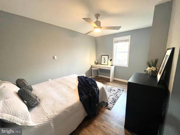 Philadelphia, PA 19139,6033 VINE ST