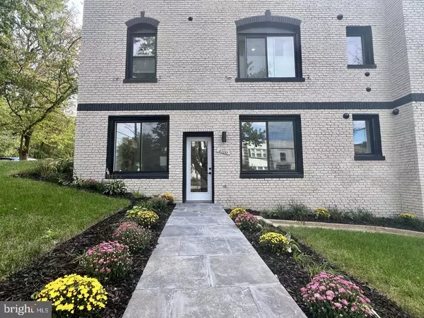 Washington, DC 20007,2524 41ST ST NW #1